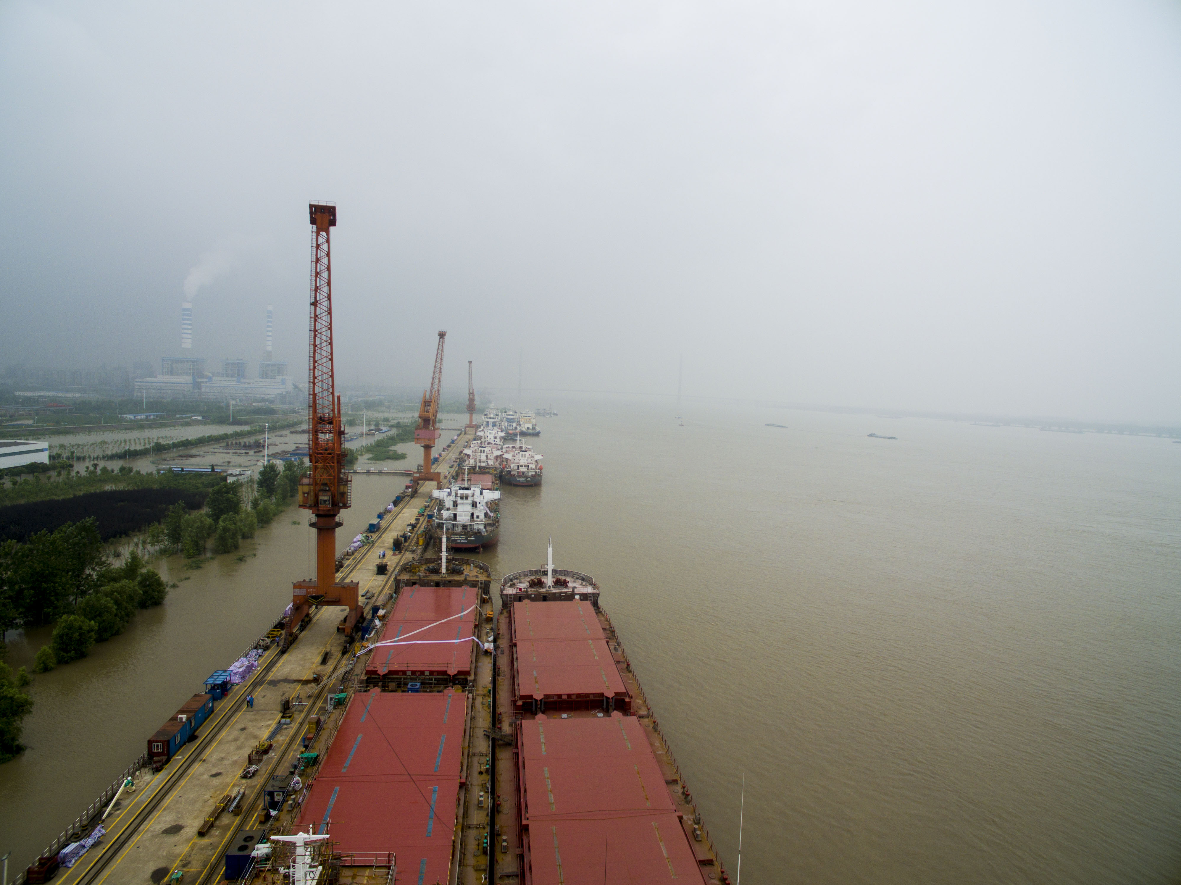 第42頁_公司動(dòng)態(tài)_新聞中心_蕪湖造船廠有限公司