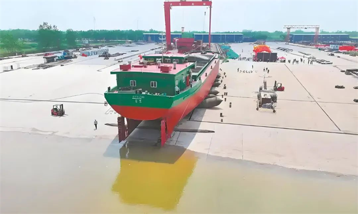 第6頁_新聞中心_蕪湖造船廠有限公司